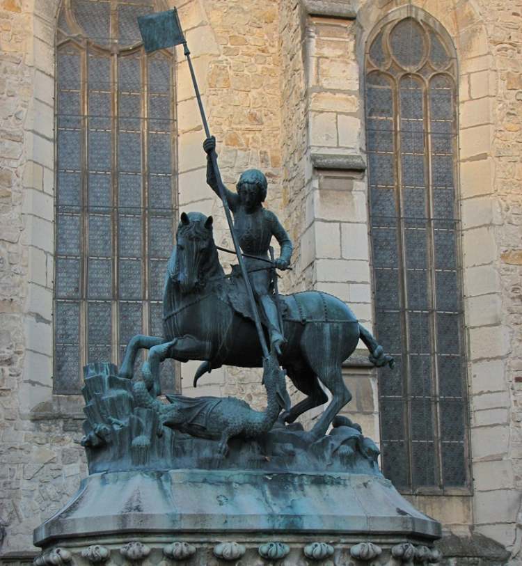 csehorszag praga sarkanyolo szent gyorgy