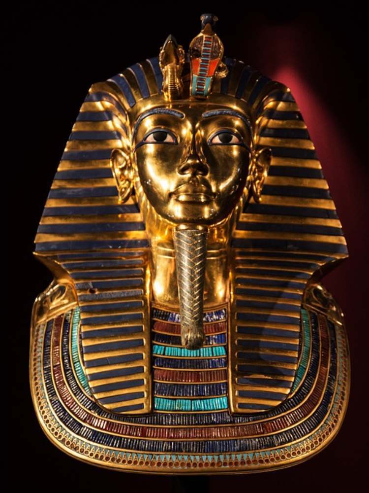 egyiptom kiralyok volgye tutanhamon aranymaszk1