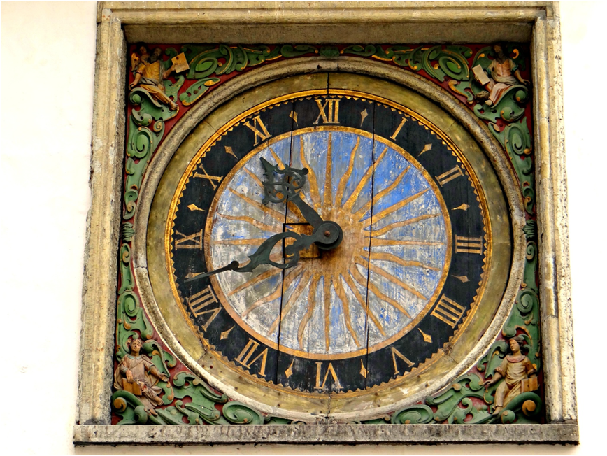 Tallin szentlélek templom fa óra