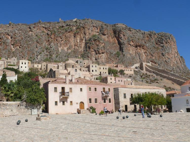 Monemvaszia alsóvárosx