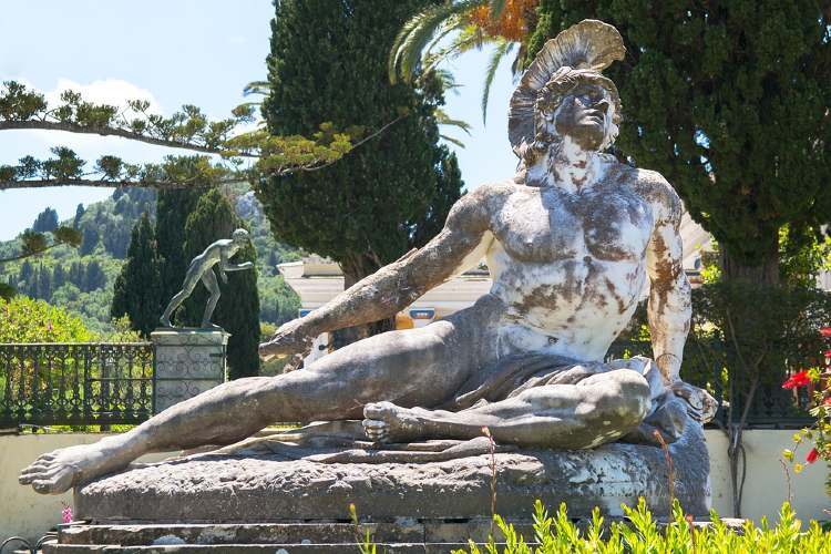 achillion kert haldoklo akhilleusz1