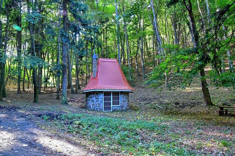 pecsvarad vadaszhazx