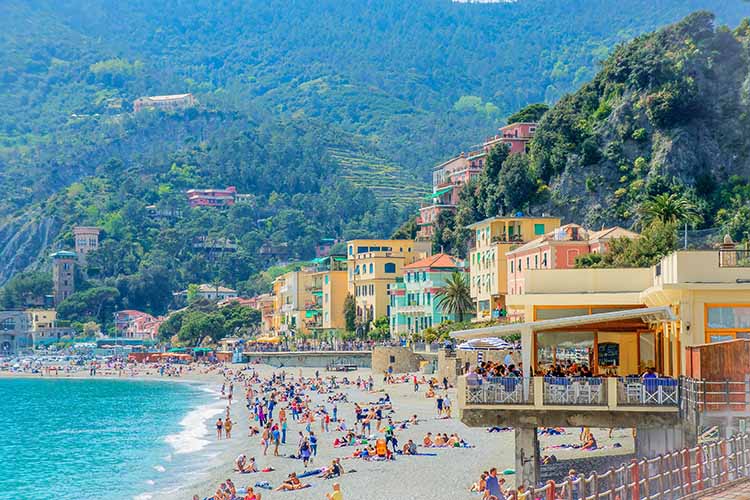 El kell ismerni: Az Amalfi-part már régen nem volt bennfentes tipp - de ettől nem lesz kevésbé érdemes megnézni azokat a festői helyeket, mint Positano.