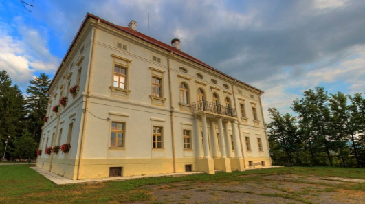 rhédey kastély erdőszentgyörgy