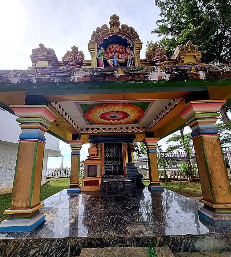 Ambuluwawa szentélye